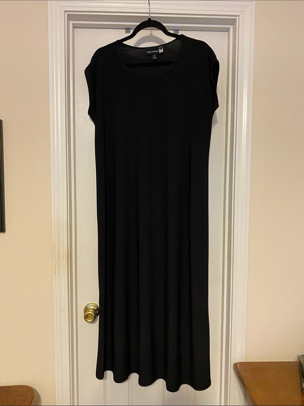 Antthony Black Cap-Sleeve Maxi Dress petite large